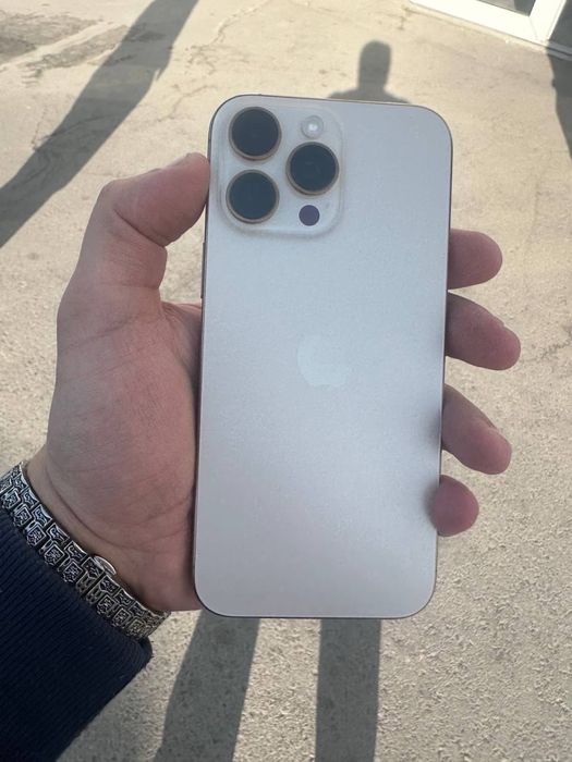 Ayfon 16 Pro Maks sotiladi.