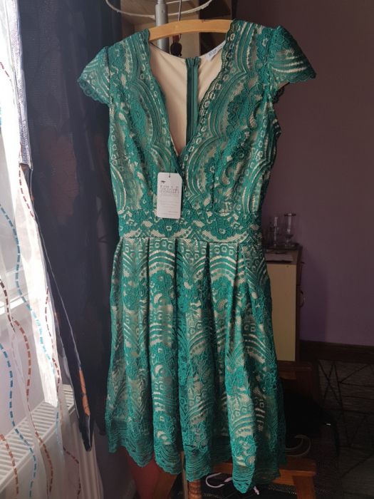Rochie de eleganta verde cu bej din dantela NOUA!