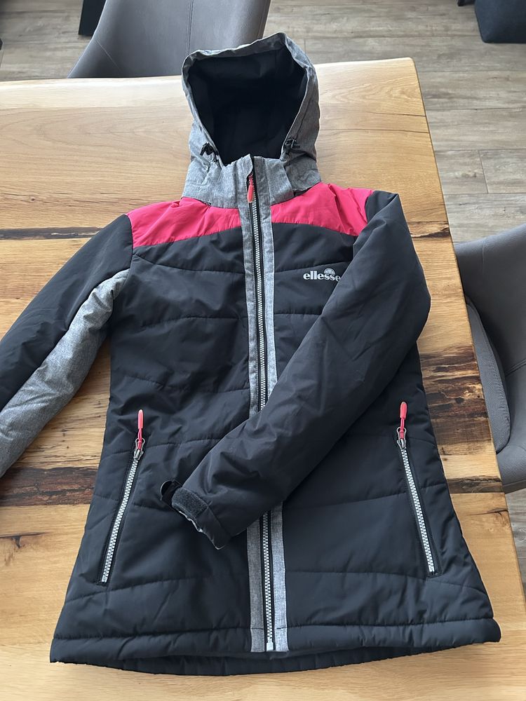 Ски яке Ellesse.