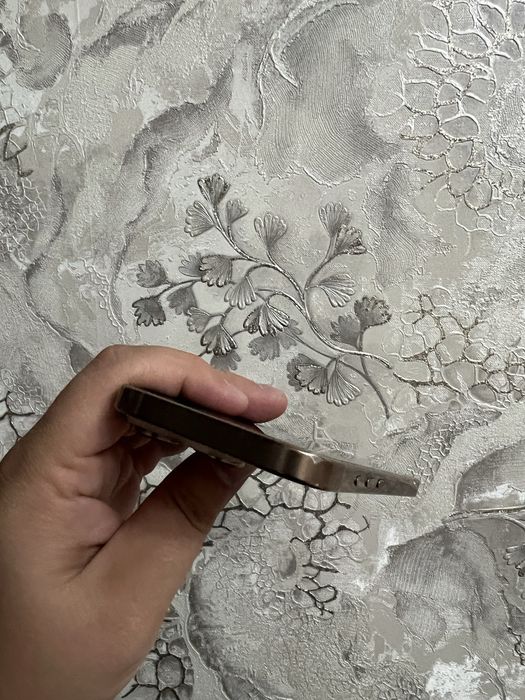 Iphone 16 pro 256 gb desert