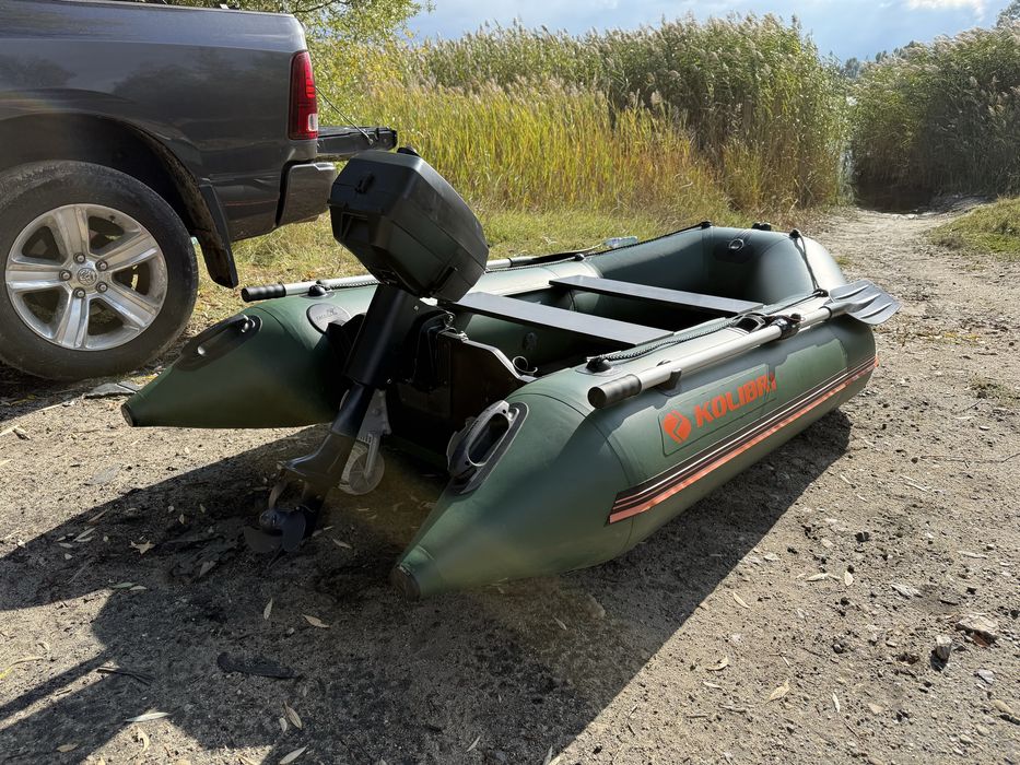 Лодка Kolibri KM-260 с твърдо дъно и двигател Evinrude 4hp
