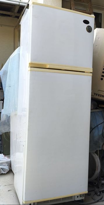 Продаётся холодильник