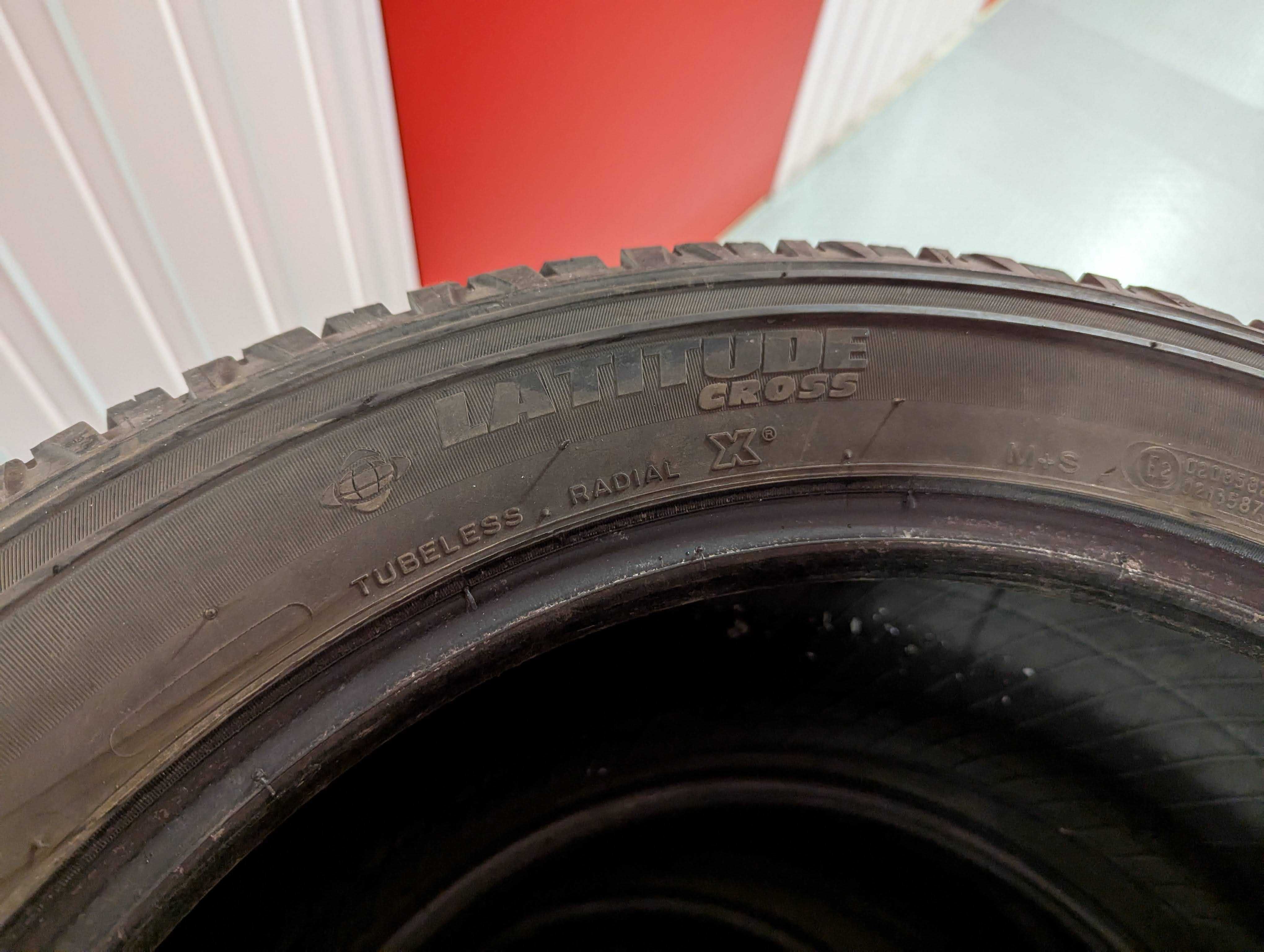 Продавам 4 броя всесезонни гуми 18-ки Michelin Latitude Cross 2016