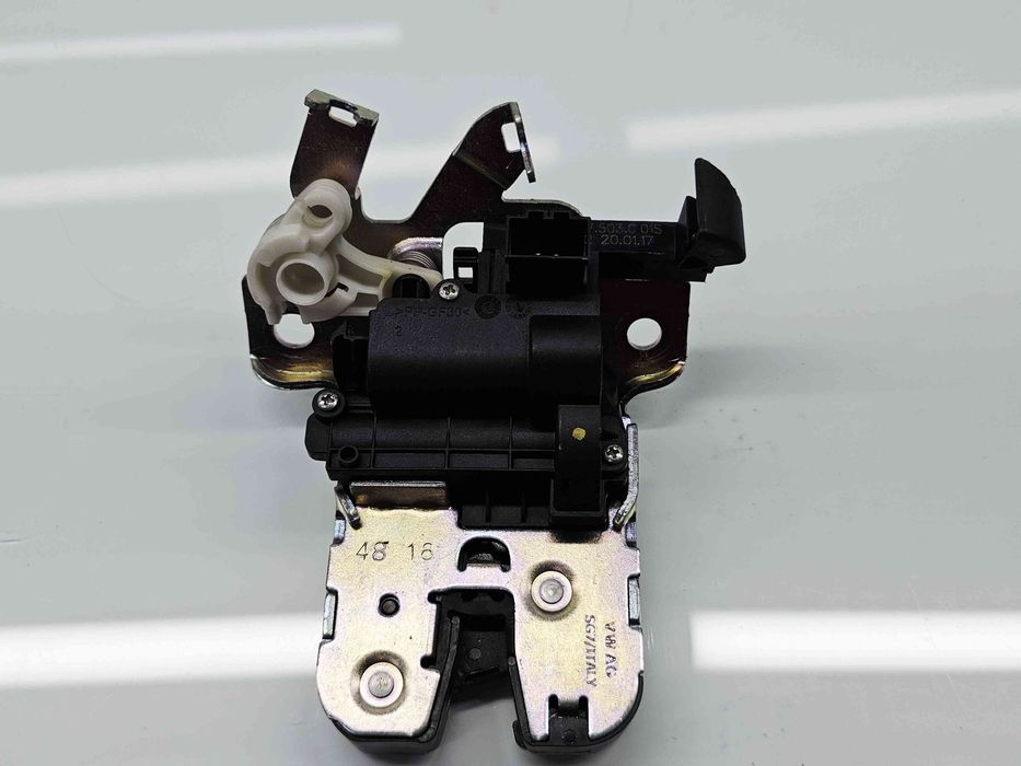 Broasca haion Volkswagen Passat B8 (3G2) [Fabr 2015-prezent]