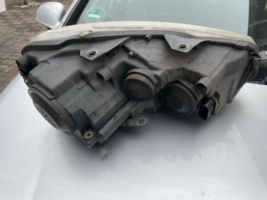 Far stanga dreapta faruri vw golf 6