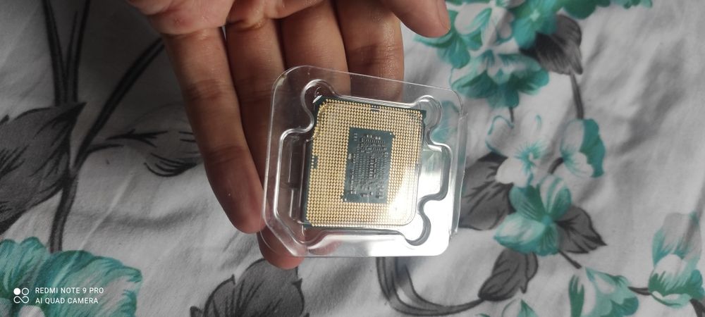 Продам Intel Core i3-9100F
