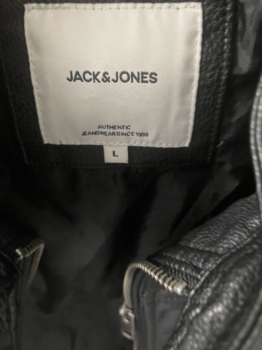 Geaca de piele jack&jones marimea L ca noua
