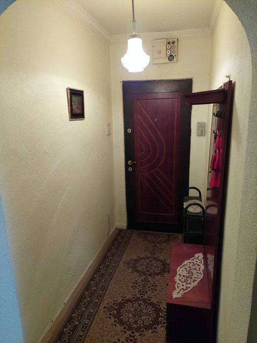 Vand  urgent apartament 3  camere