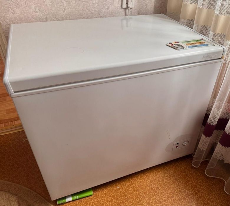 Продам морозилку бирюса на запчасти