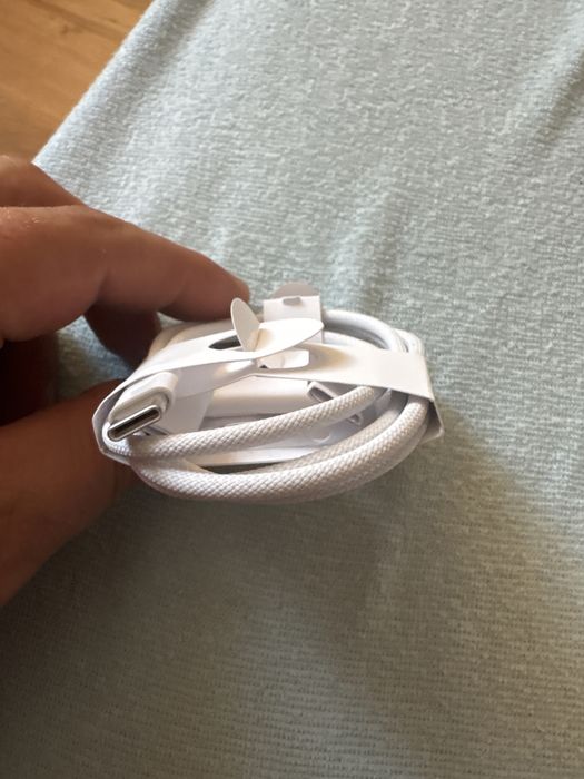 Cablu incarcare iphone 16