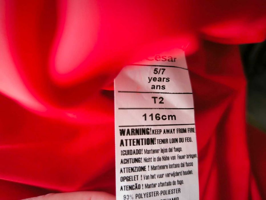 Карнавални и хелоуин костюми за момиче - от 5 г до 7 г