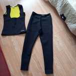 Costum slabit din neopren marimea s
