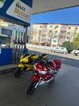 Vand motocicleta r6 A2 urgent