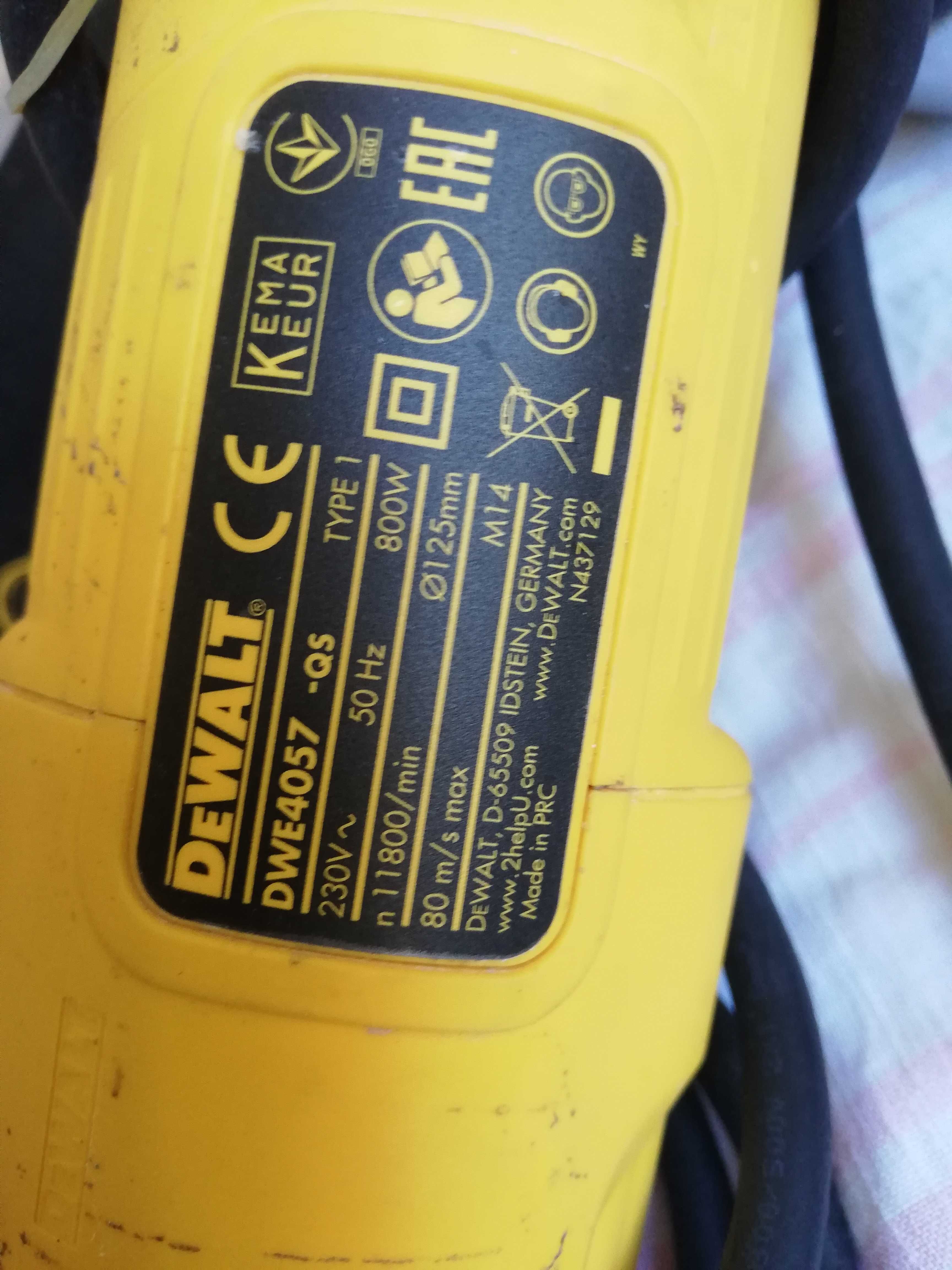 Продавам ъглошлайф DEWALT, DWE4057, 800W,125 мм