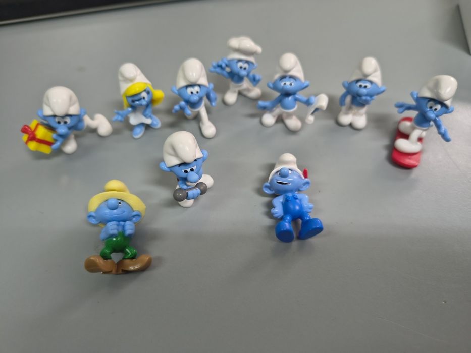 Vând strumfi 25lei 5 bucati