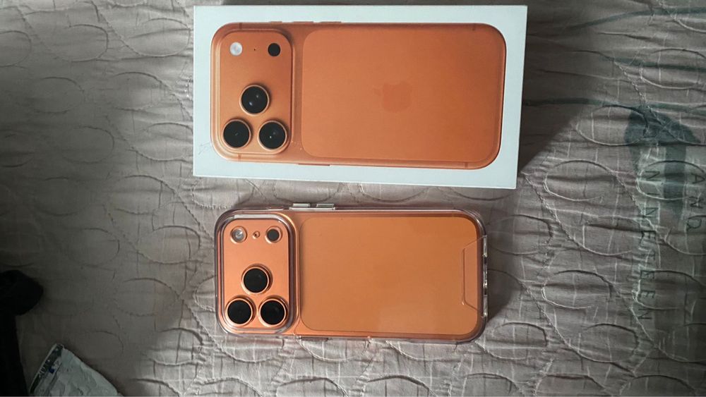 Phone 17 Pro, 256GB, почти новый, использовался 2 дня