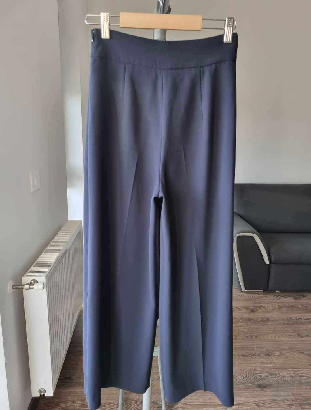 Pantaloni culotte Zara