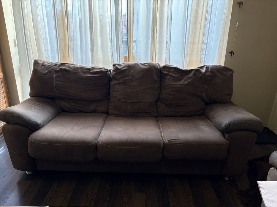 Диван ,тройка двойка и фотьойл