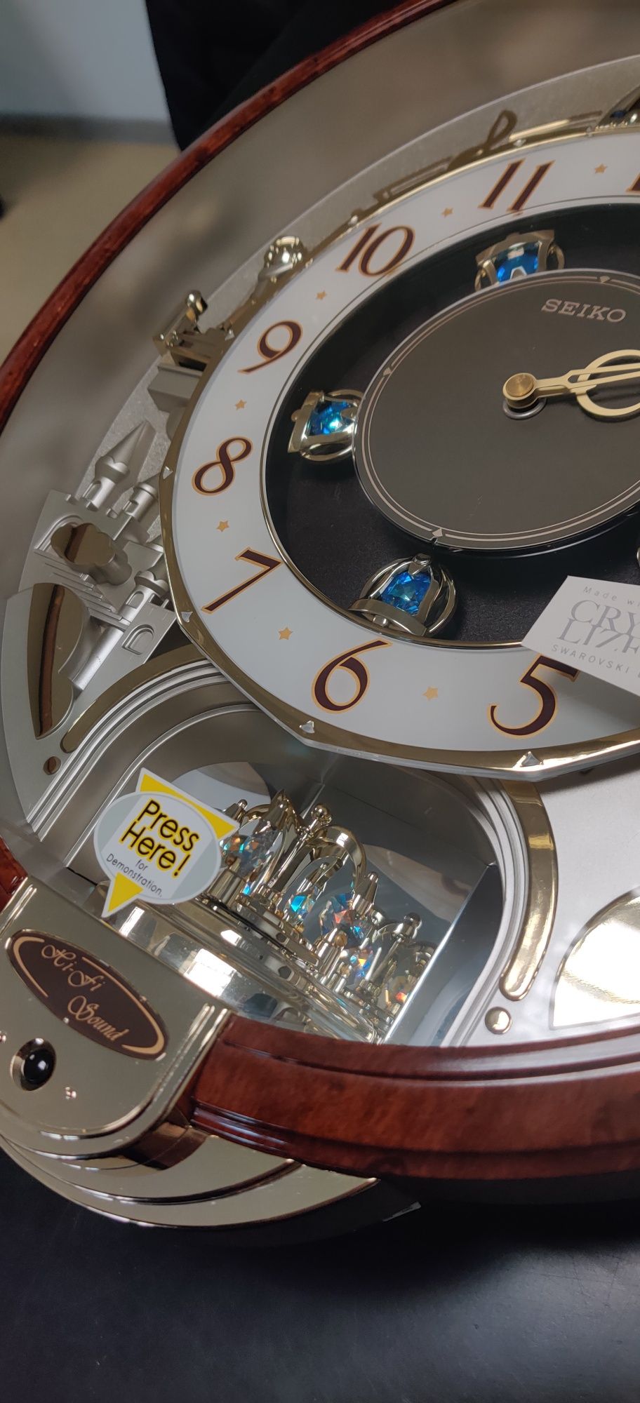 SEIKO melodies in motion