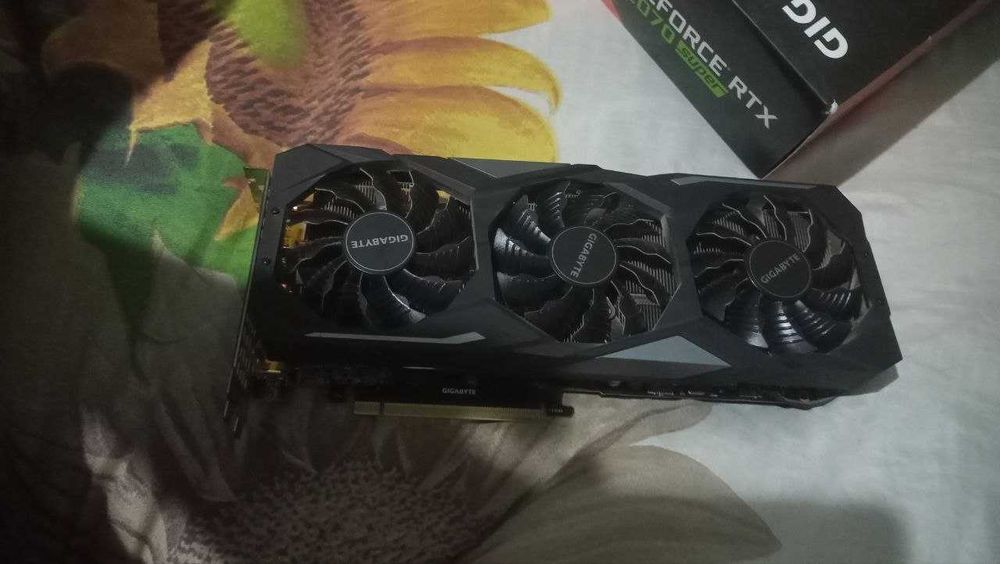 Видеокарта GIGABYTE GeForce RTX 2070 SUPER GAMING OC 3X 8GB 256 bit