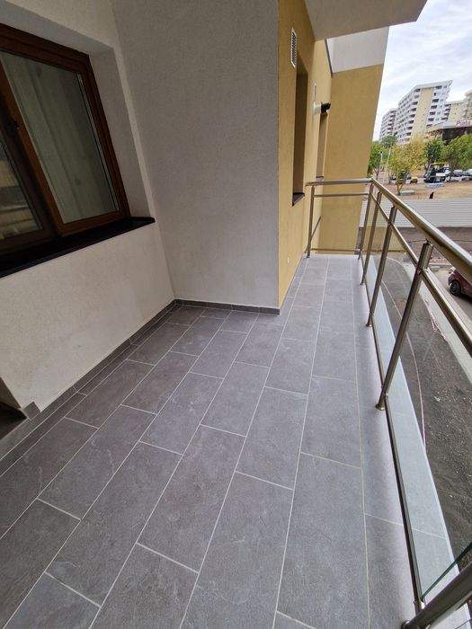 Inchiriez apartament 2cam,Cartierul Solar faza 6,bloc D2,et1,totul nou