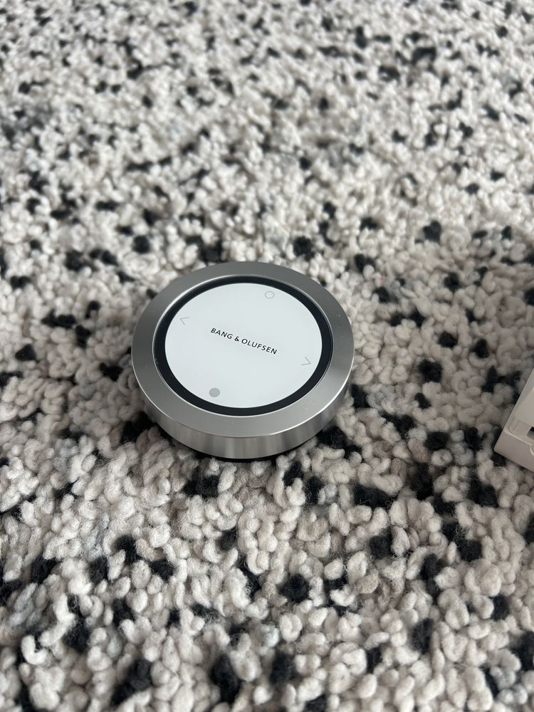 Bang & Olufsen BeoSound Essence - Streamer Audio Wireless Beolab B&o