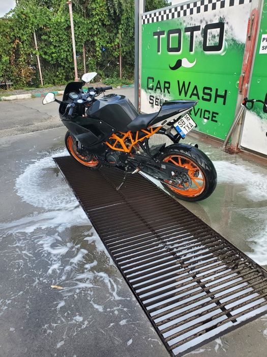 Vând ktm rc 125 15 cp 2016