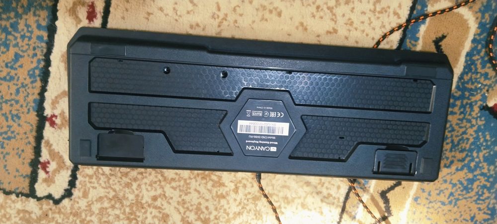 продам игравую клавиатуру