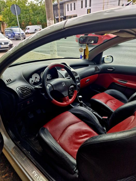 Peugeot 206 cc  in stare buna de functionare.  Acte valabile