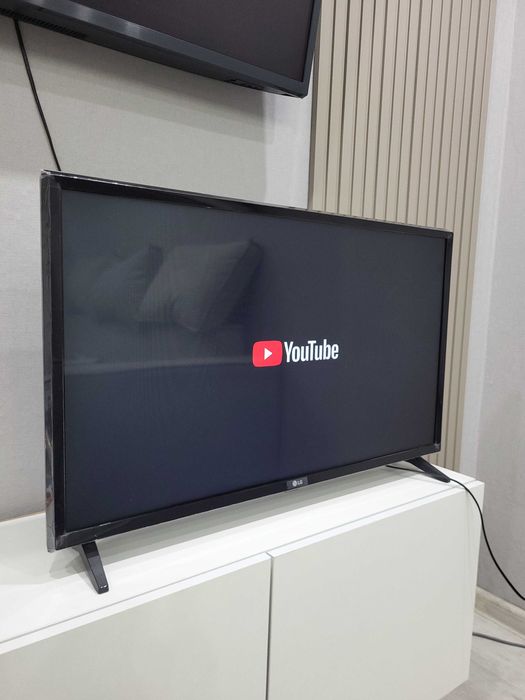 LG Smart TV Wi-Fi 82sm