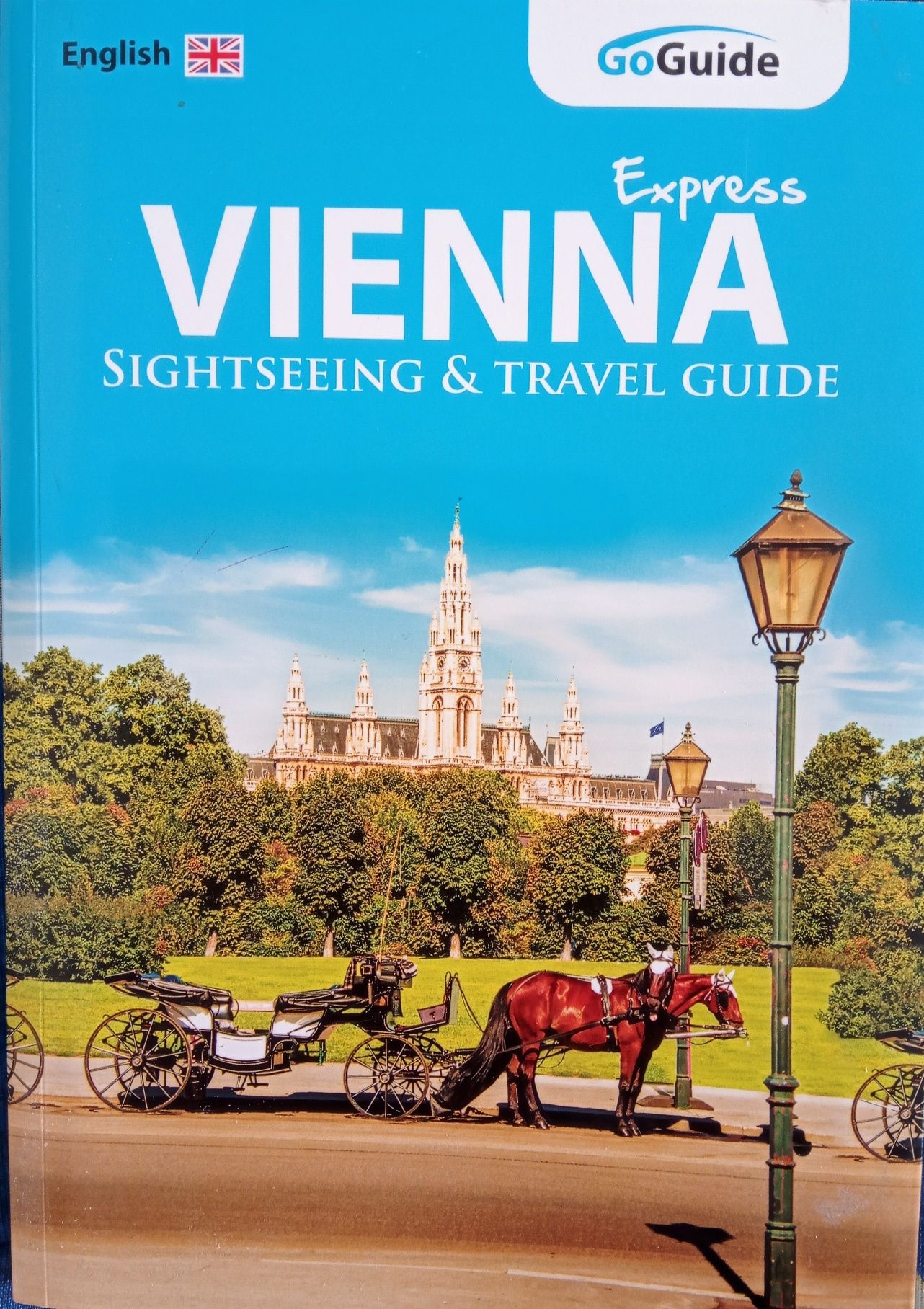 Ghid turistic nou despre Viena în engleză cu hartă nouă în germană