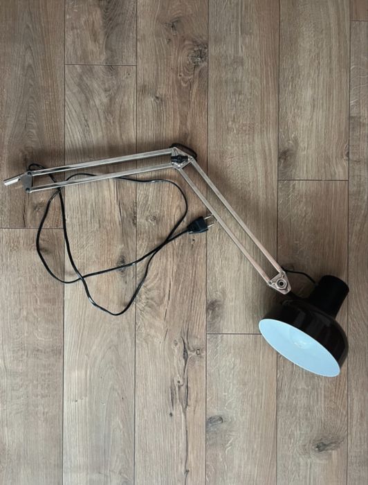 Lampa vintage mid-century design finlandez marca Lival model P12