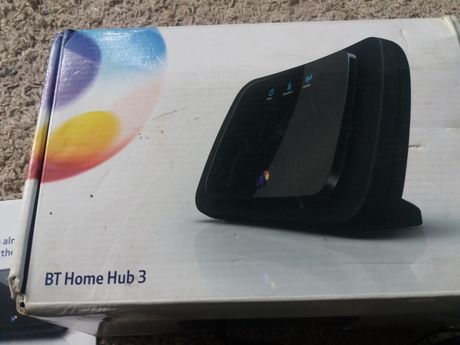BT HOME HUB 3-Router wireless cu portUSB wifi cutie set complet