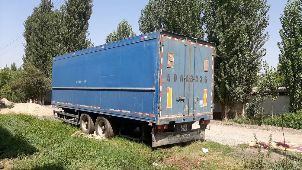 Schmitz pritsep izaterma 2001