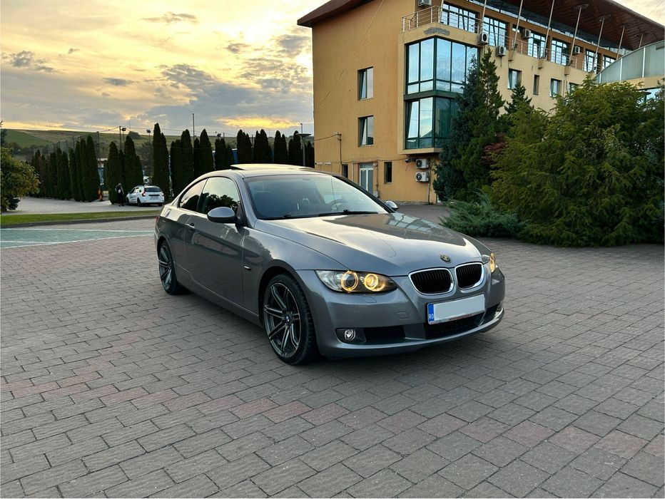 Bmw e92 320d automat trapa piele navi xenon