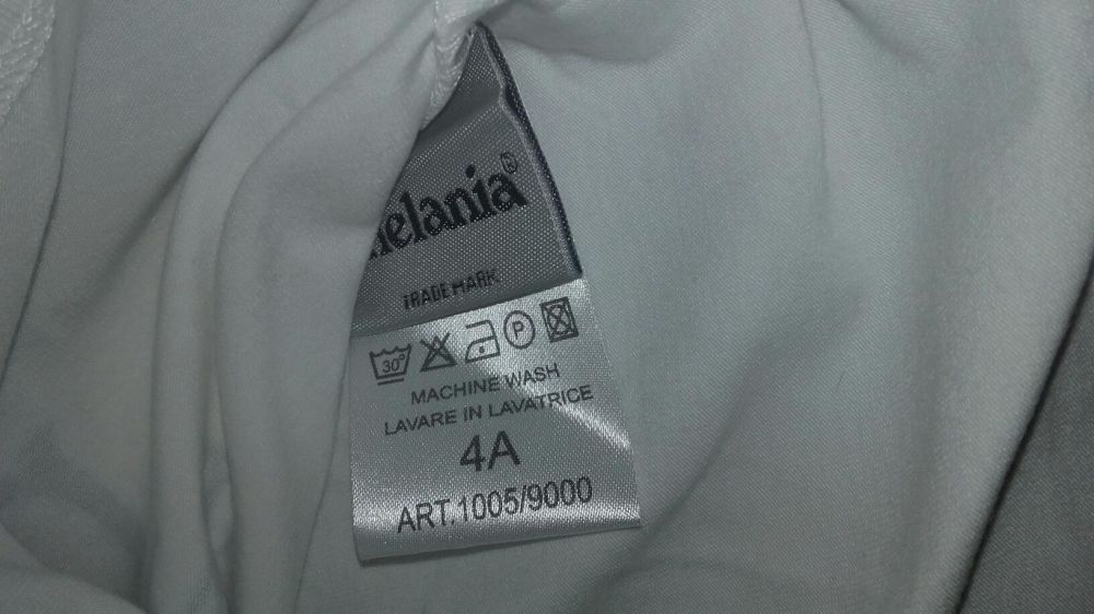 Tricou elegant Melania , 4 ani , nou!