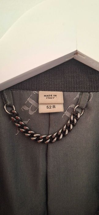 Мъжко сако Burberry,90% вълна ,10% коприна в перфекто състоание .