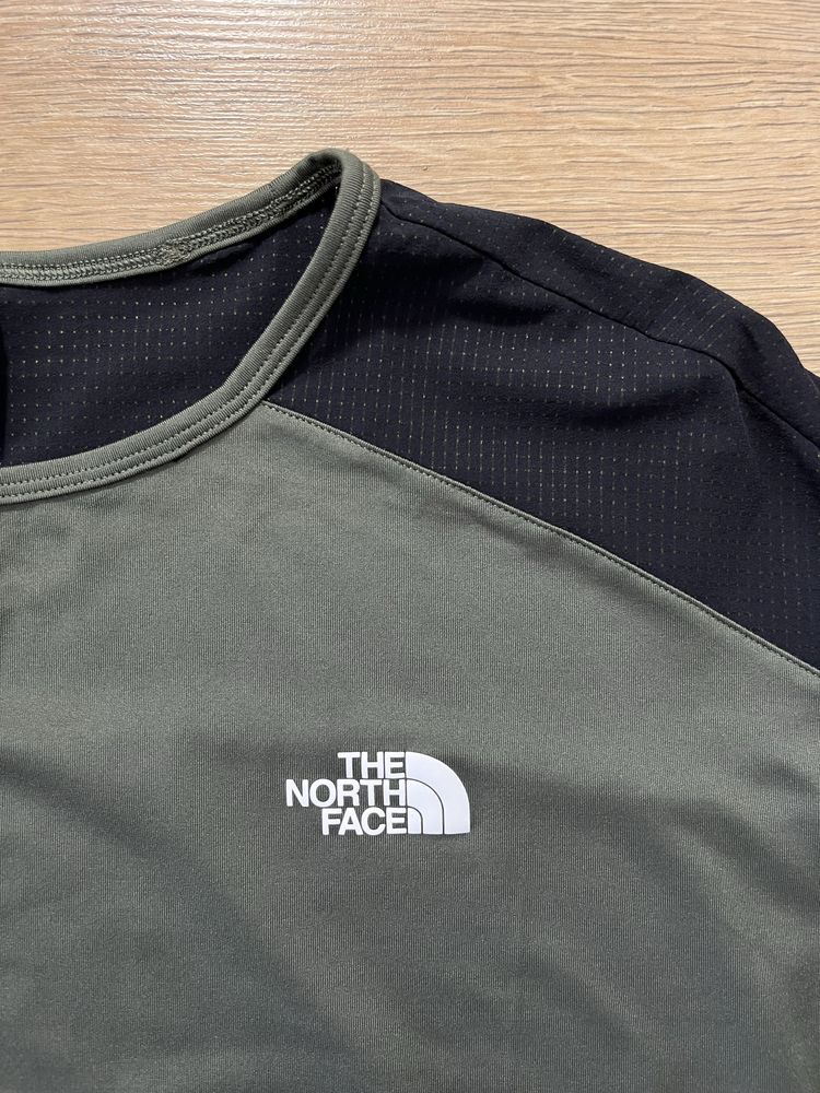 The North Face дамска спортна тениска размер М