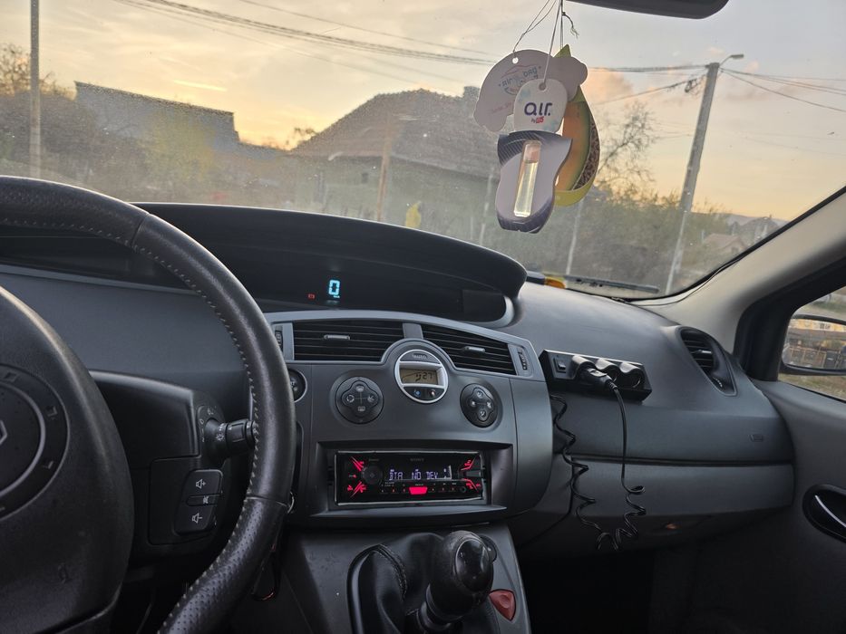 Renault scenic 2 sau schimb