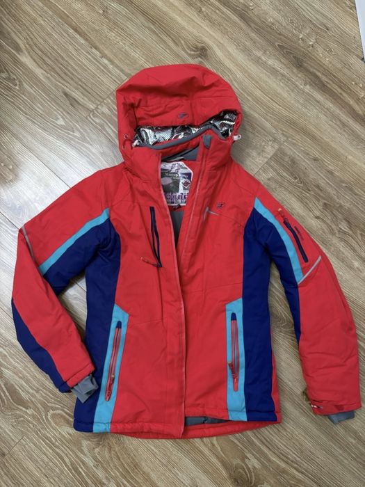 Продам лыжный костюм