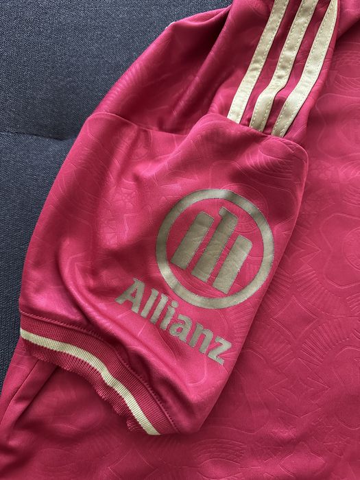 FC Bayern Munchen 125 anniversary T-shirt