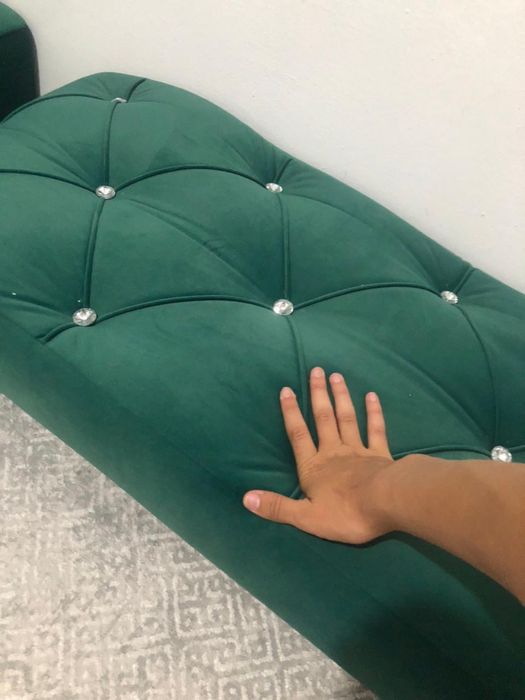 Продается маленький диван