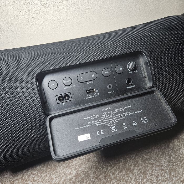 Тонколона Sony ULT FIELD 7