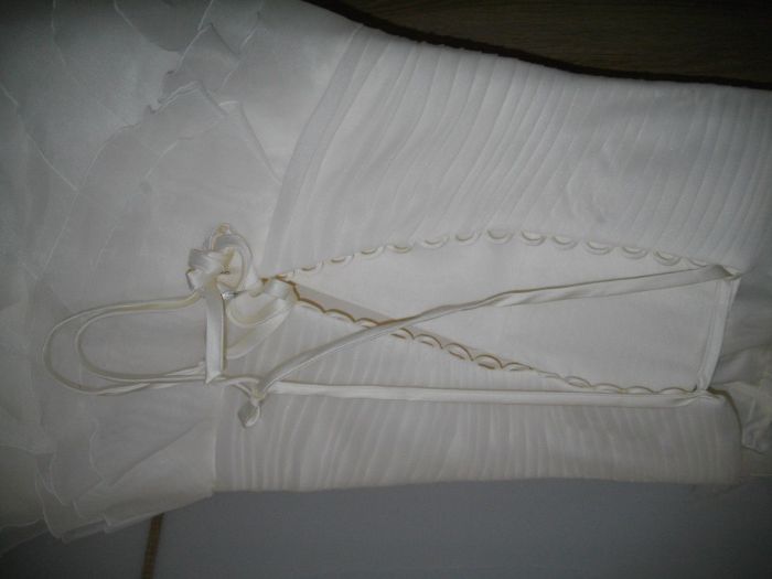 Сватбена рокля и Воал-оригинални от колекцията на Demetrios