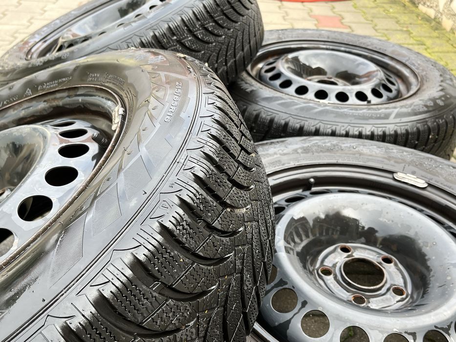 Vand 4 Roti M+S 215/65 R16 All Season 2022 (Jante/Anvelope)