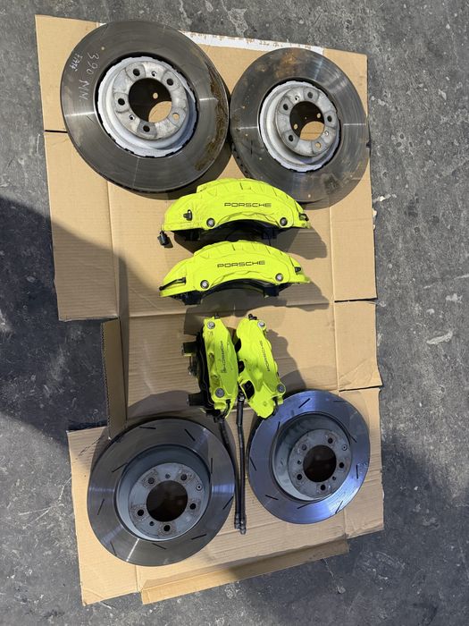 Etriere/Etrieri Frane Discuri Porsche Panamera 390mm Fata/350 Spate