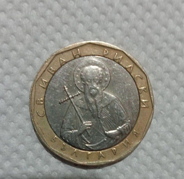 Vând moneda 1 leva din 2002