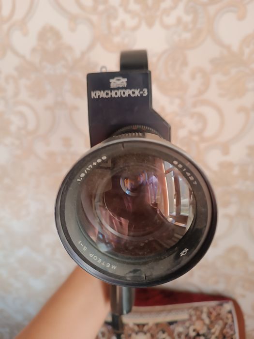 Retro Krasnogors-3 klassika kinosiyomniy aparat sotiladi