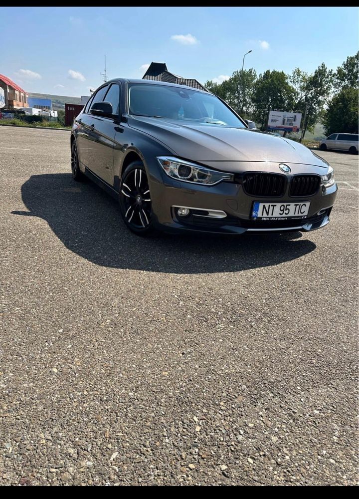 BMW SERIA 3 F30 2012
