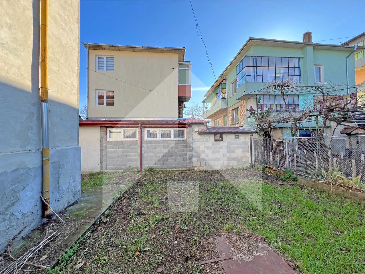 Продава се Къща в Нови пазар - 174 кв.м за 704 €/кв.м - Снимка #20